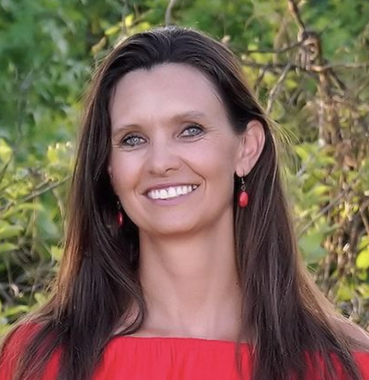 Lynn Ward, Land Broker Associate